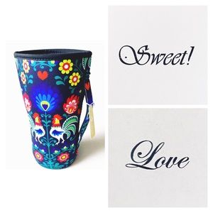 Tumbler COZY Roosters Flowers pattern hand slide 7” tall 3.5” opening diameter